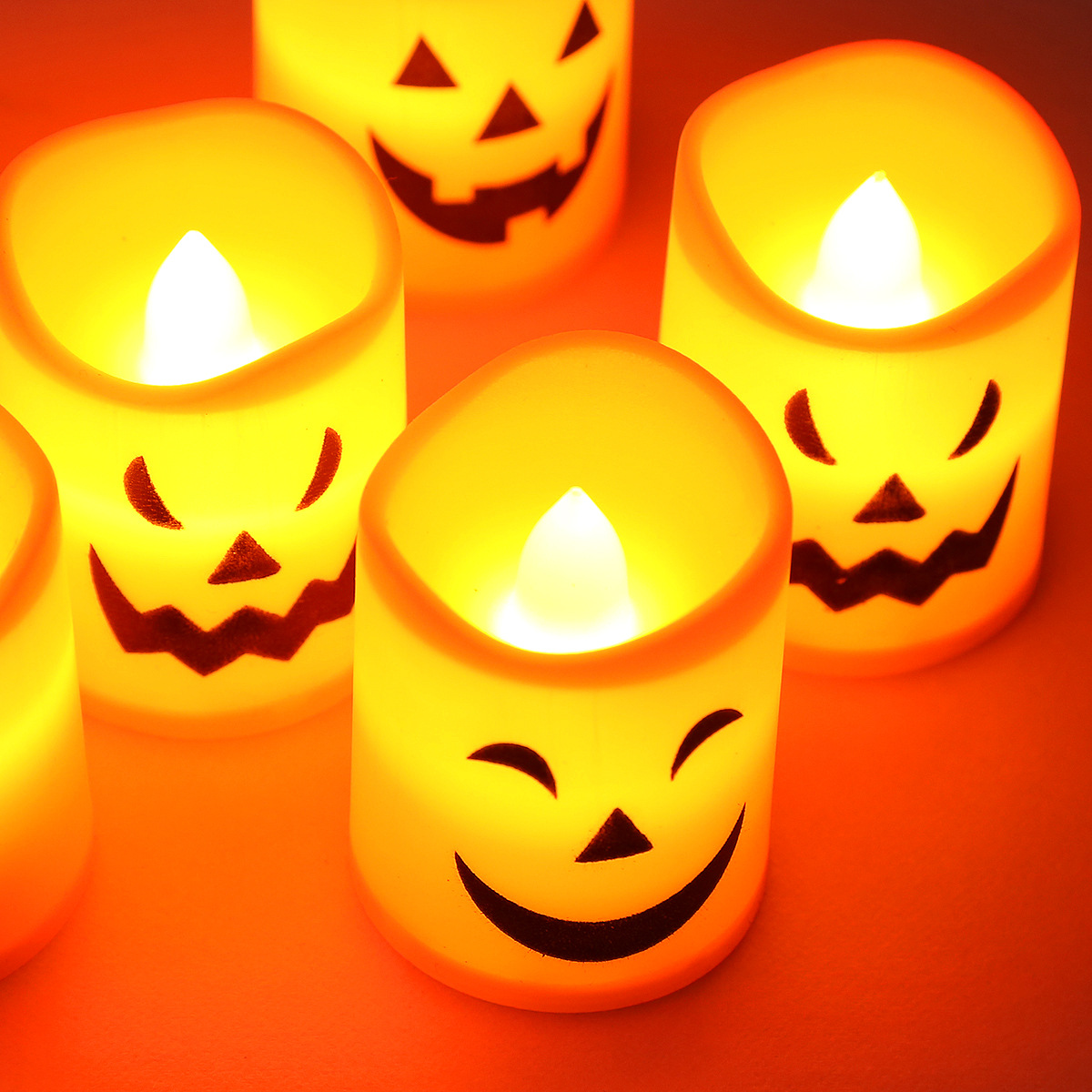 🎃🔥مجموعة صرخة الهالوين: مصباح شبح + شمعدان رعب
