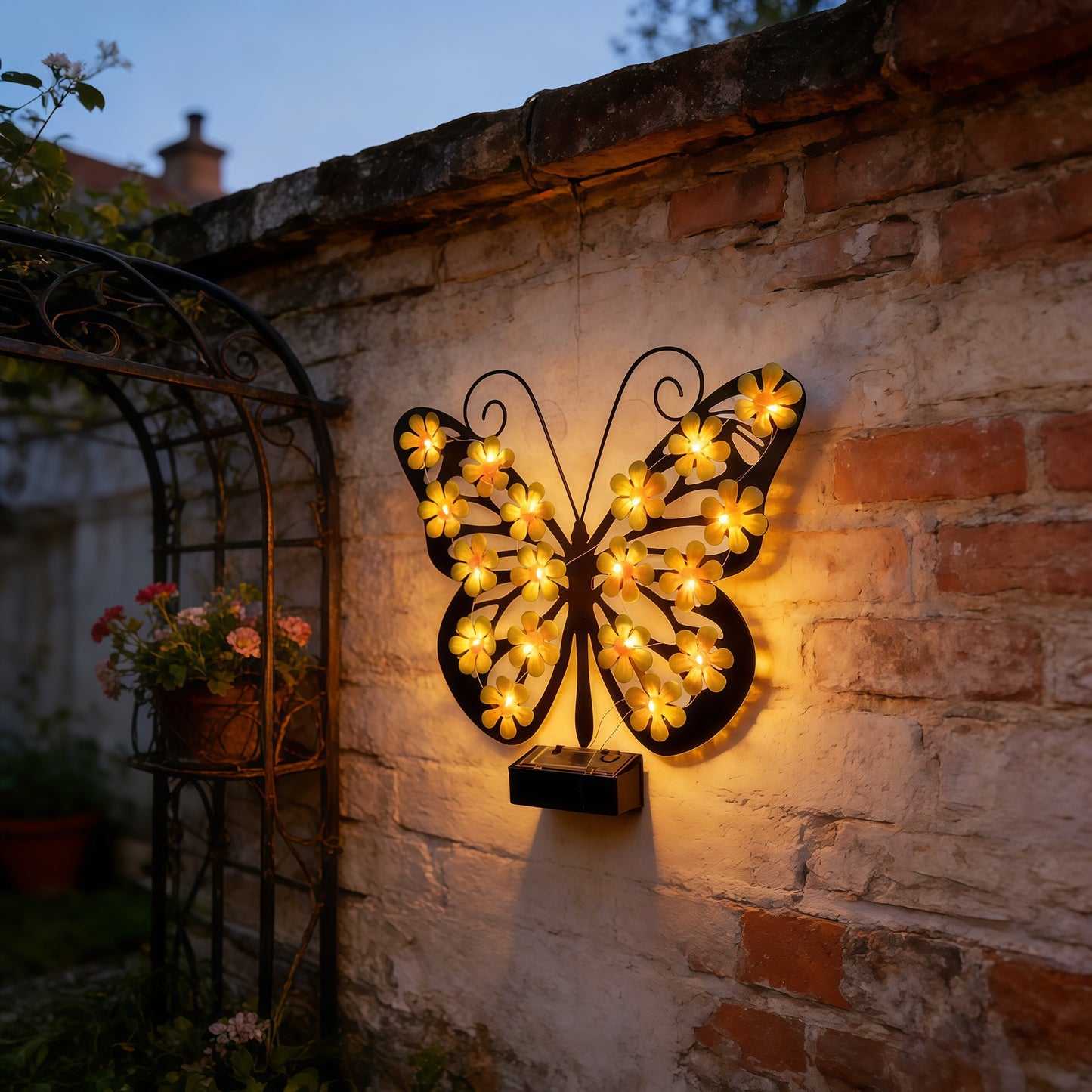 🔥2026 Hot Sales 50% OFF🔥Solar Lights Outdoor Metal Butterfly Wall Decor