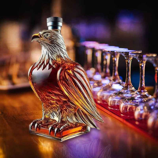 Eagle Whiskey Bottle – A Masterpiece of Craftsmanship and Strength, Capturing the Spirit of Freedom in Every Detail