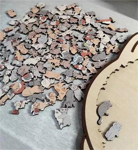 🎁 135-Piece Cat-Shaped Wooden Jigsaw Puzzle — A Charming Gift for Cat Lovers