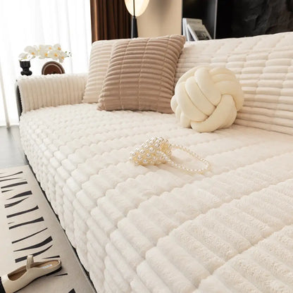 🏡Non-Slip Flannel Couch Cover One-Piece,✨ Soft Quilted Sofa Protector Slipcover, Warm & Cozy Furniture Shield for Pets & Kids🏡