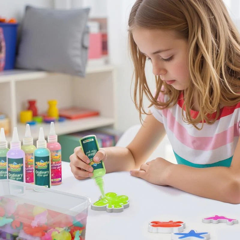 DIY Magic Water Fairy Kit(30 pcs) 🎨 Provides eco-friendly fun for young creators 🌿 Inspires imagination with a 12-color spectrum ✨ Cultivates future scientists through play🧪